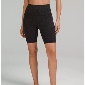Lululemon align bike short camo leopard print. Size 4. Length 6 in
